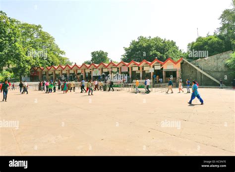 The entrance area of Delhi zoo; visitors are entering & purchasing tickets in queue Stock Photo ...