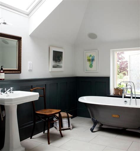 wainscoting bathroom tub ideas - Minh Lancaster