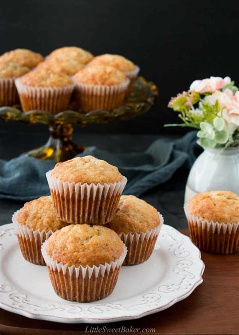 Banana Bread Muffins {One-Bowl Recipe!} - Little Sweet Baker