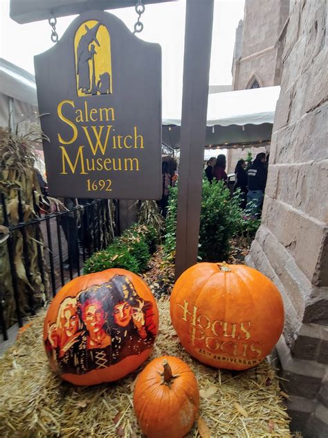 Review: Salem Witch Museum