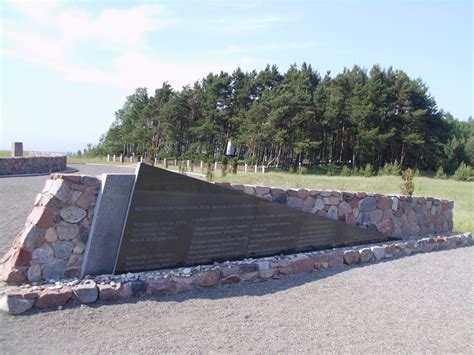 Liepāja Municipality, the Šķēde Dunes : Holocaust Memorial Places in Latvia