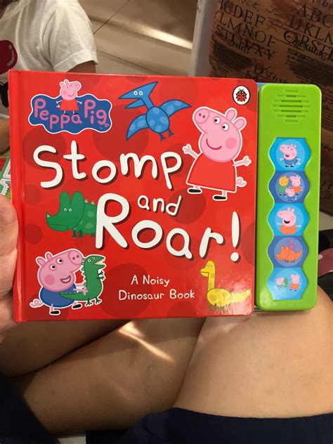 Peppa pig sound story book, 兒童＆孕婦用品, 其他 - Carousell