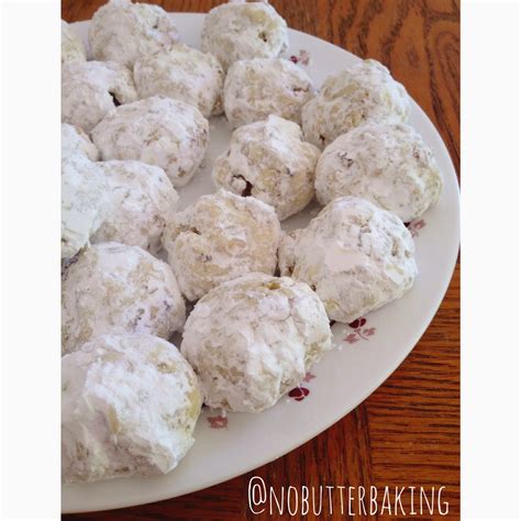 No Butter Baking.: Vegan Mexican Wedding Cookies