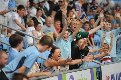 Look: When Jimmy Hill unveiled his own statue at the Ricoh Arena ...