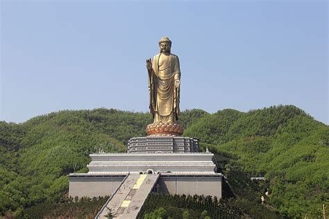 The Tallest Statues In The World - WorldAtlas