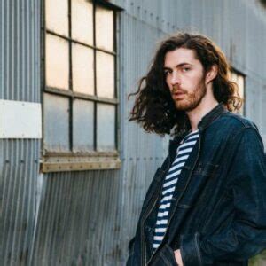 Hozier: Rock Singer, Dating History | Girlfriend, Kids, Wife