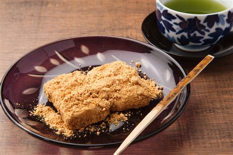 Mochi - a popular Japanese New Year's Food | ikisho Blog