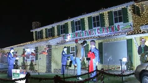 'Christmas Vacation' house: California homeowner told to take down ...