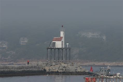 Lighthouses of the U.S.: Northern Massachusetts