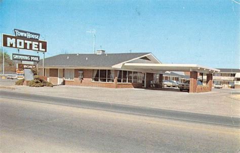 Malvern Arkansas Town House Motel Street View Vintage Postcard K90890 - Mary L. Martin Ltd ...