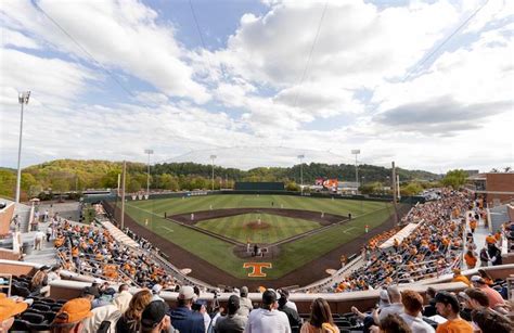 LOOK: Tennessee Baseball Finishing Stadium Renovations Before Season ...