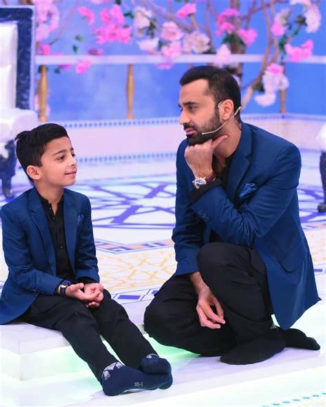 25 Adorable Family Pictures Of Waseem Badami – 24/7 News - What is Happening Around US