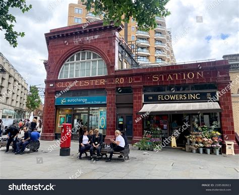 566 Cromwell road Images, Stock Photos & Vectors | Shutterstock