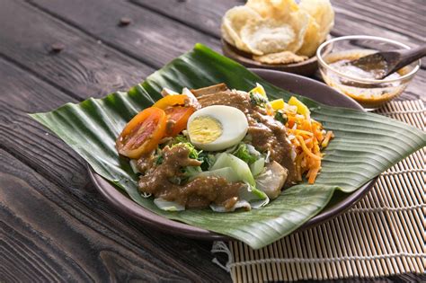 25 must-try Balinese specialties