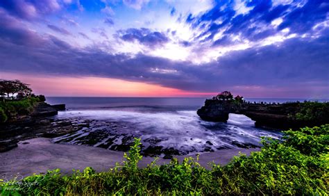 Tanah Lot, Bali, Indonesia