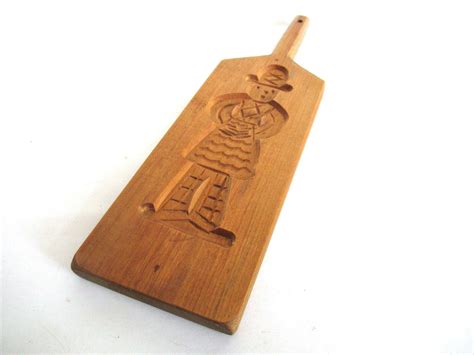 Wooden cookie mold with handle, Dutch Folk Art, speculaas plank, sprin – UpperDutch