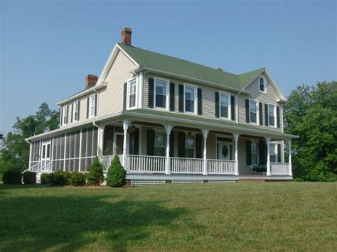 Historic Farmhouse for Sale in Calvert County Maryland $465,000