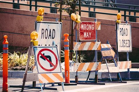 Safety Tips for Driving Through Construction Zones - DiPiero Simmons ...