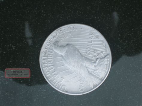 Peace Silver Dollar, 1925 No Mark