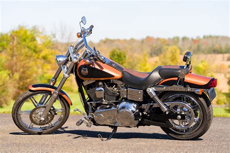 2008 Harley-Davidson® FXDWG-ANV Dyna® Wide Glide® Anniversary (Copper Pearl/Vivid Black ...