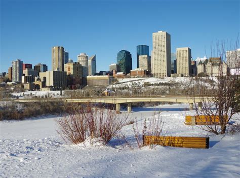 Edmonton in Winter stock image. Image of downtown, benches - 37131001