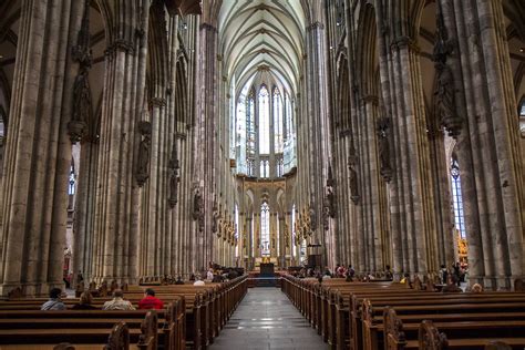 Cologne Cathedral, Still Stands Proudly on The Bombing of WW2 ...