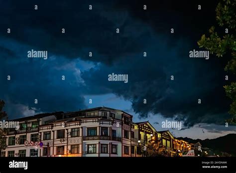 Buildings in Wulingyuan town at night Stock Photo - Alamy