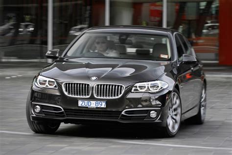 BMW 520d Review | Practical Motoring