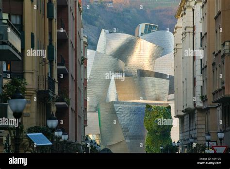 MODERN ARCHITECTURE GUGGENHEIM MUSEUM BILBAO SPAIN EUROPE Stock Photo ...