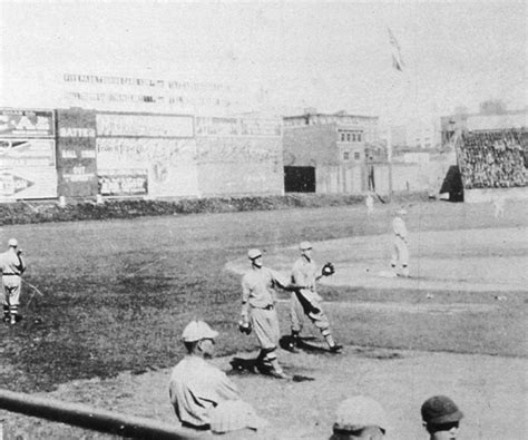 Ballpark Quirks: How Fenway Park's iconic Green Monster was born ...