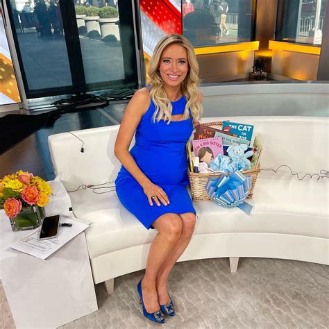 Fox News' Kayleigh McEnany surprised live on air as host prepares to welcome second child with ...