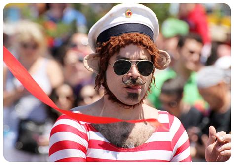 Mermaids, sailors and pirates: New York City's whackiest festival ...