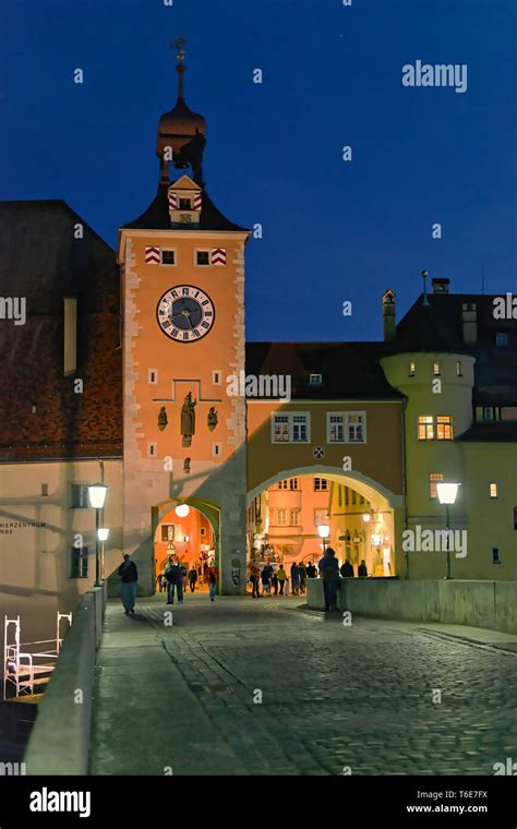 Stone Bridge Regensburg Stock Photo - Alamy