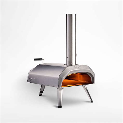 Ooni Karu 12 Multi-Fuel Pizza Oven + Reviews | Crate & Barrel Canada