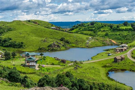 Nongkhnum River Island: Meghalaya's Riverside Escape