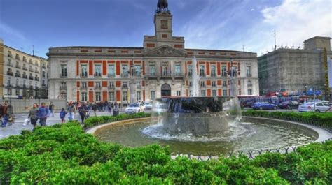 Puerta del Sol, The First Place To Start The Journey in The City of Madrid - Traveldigg.com