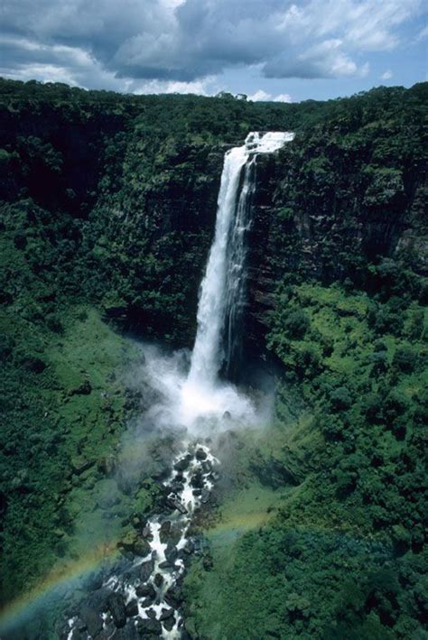 Eliot Elisofon, The falls on the Lofoi River, Kundelungu Plateau, Congo ...