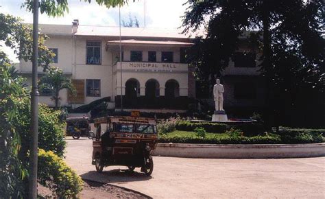 File:Kidapawan City Hall.jpg - Philippines