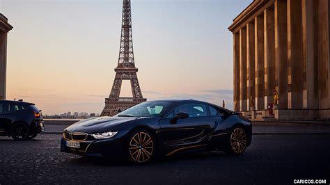 2020 BMW i8 Ultimate Sophisto Edition - Front Three-Quarter | Caricos