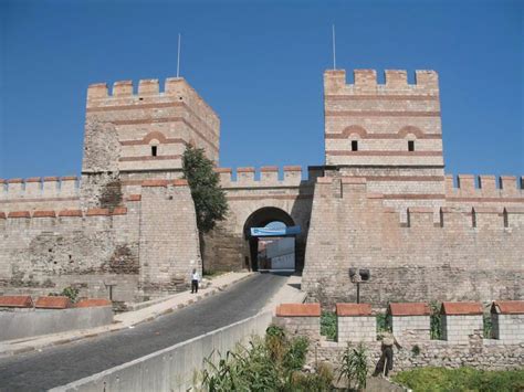 The historical city gates of Istanbul | Daily Sabah