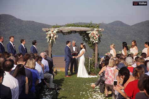 Lindsay+Doug : Mountain Top Inn Wedding Photos