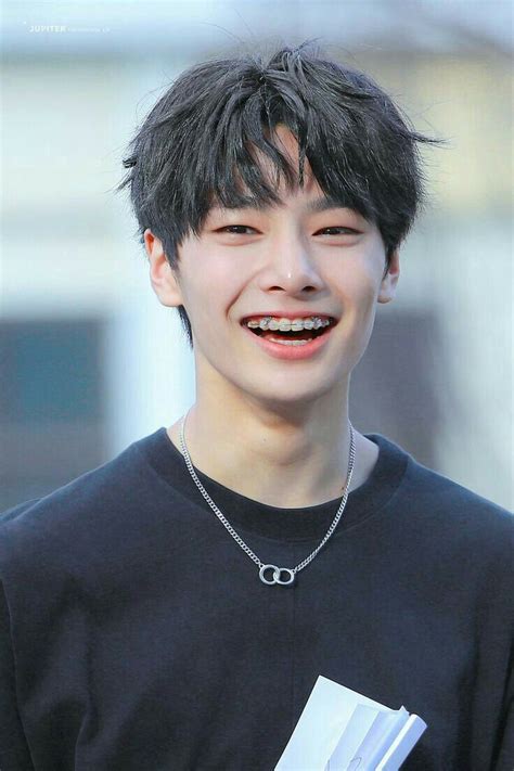 #Jeongin #I.N #Straykids #YangJeongin | Selebritas, Foto bayi, Mixtape