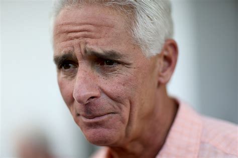 Charlie Crist’s bid for Florida governor faces early threats