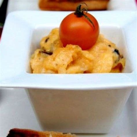 Scrambled Eggs with Mushrooms recipe – Scrambled eggs recipe — Eatwell101