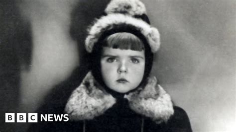 From child refugee to president: Latvia's Vaira Vike-Freiberga - BBC News