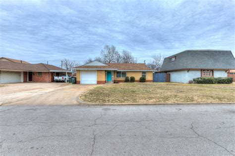 2308 Mansfield Avenue Del City, Oklahoma 73115 - Nested Tours