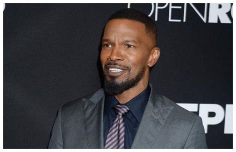 Jamie Foxx hospitalized after suffering a medical complication - Oyeyeah