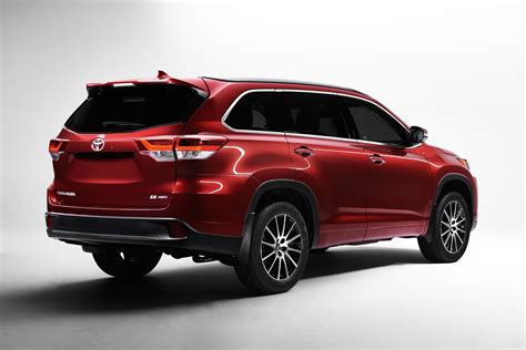 DEBUT OF 2017 TOYOTA HIGHLANDER MID-SIZE SUV AT NEW YORK AUTO SHOW ...