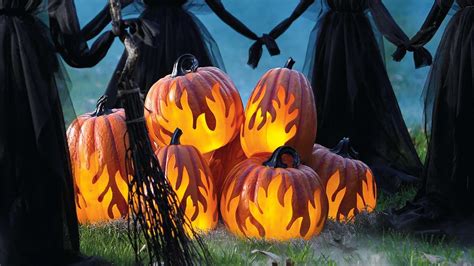 Flame Lighted Pumpkins Halloween Yard Props, Whimsical Halloween, Halloween Party Favors ...