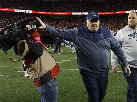 Cowboys' Mike McCarthy Apologizes To Cameraman Over Postgame Incident